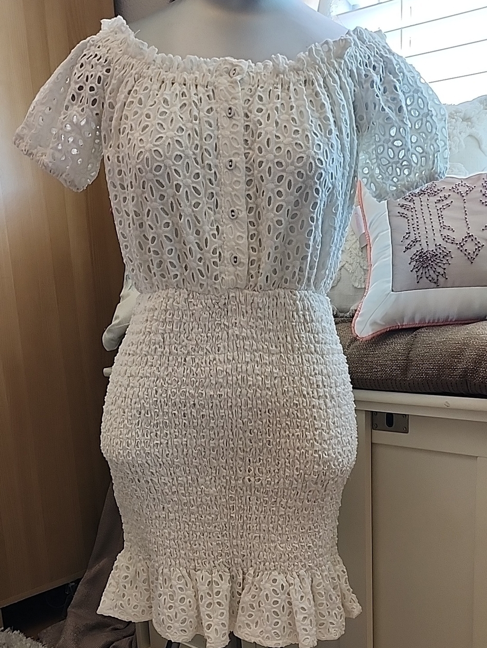 Astr White One-Shoulder Eyelet Smocked Dress XS dr3